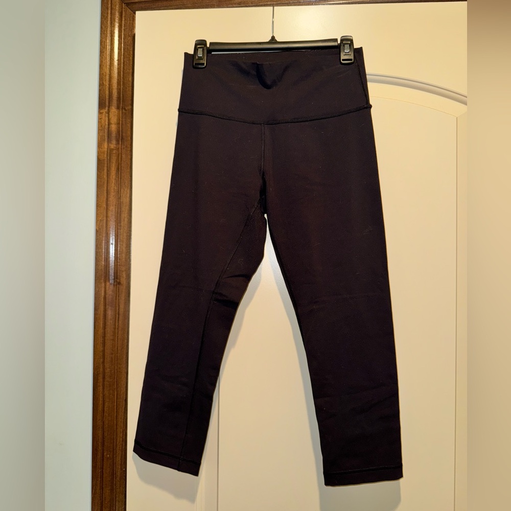 Lululemon Athletica Black Wunder Under Leggings 23’